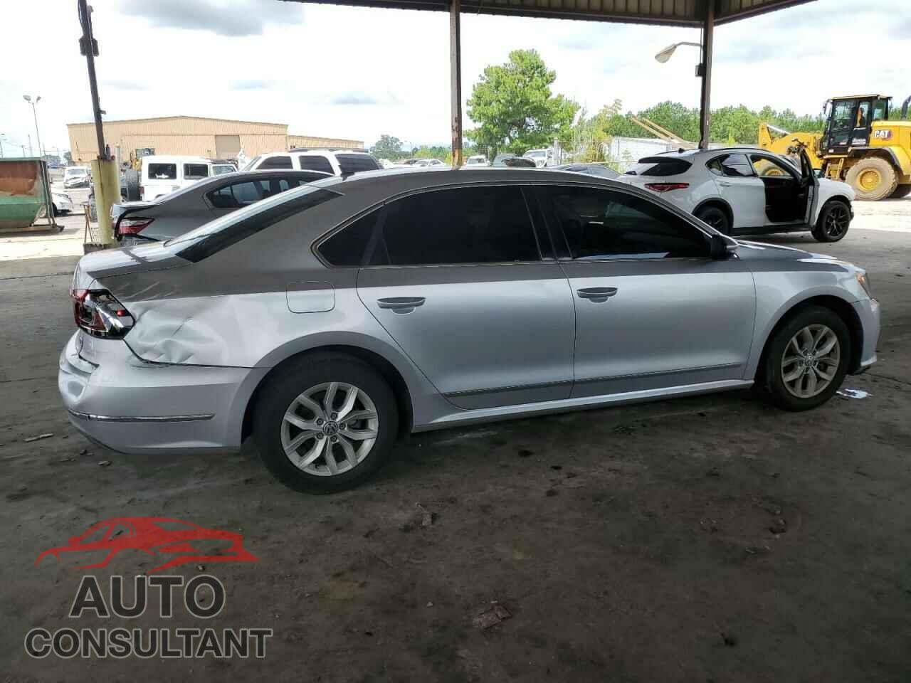 VOLKSWAGEN PASSAT 2017 - 1VWAT7A36HC002601