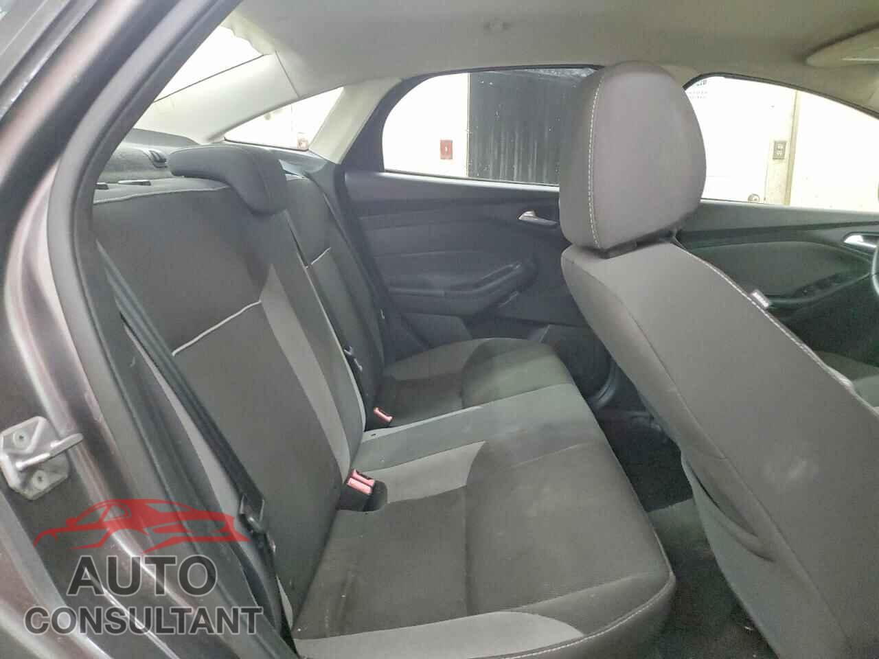 FORD FOCUS 2014 - 1FADP3F24EL233432