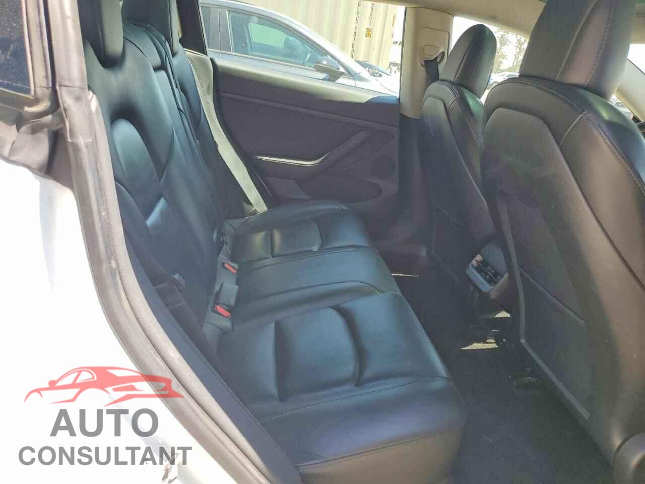 TESLA MODEL 3 2023 - 5YJ3E1EA1PF460463