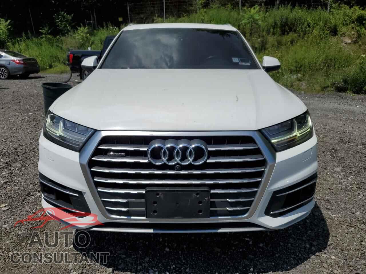 AUDI Q7 2019 - WA1LAAF78KD010253