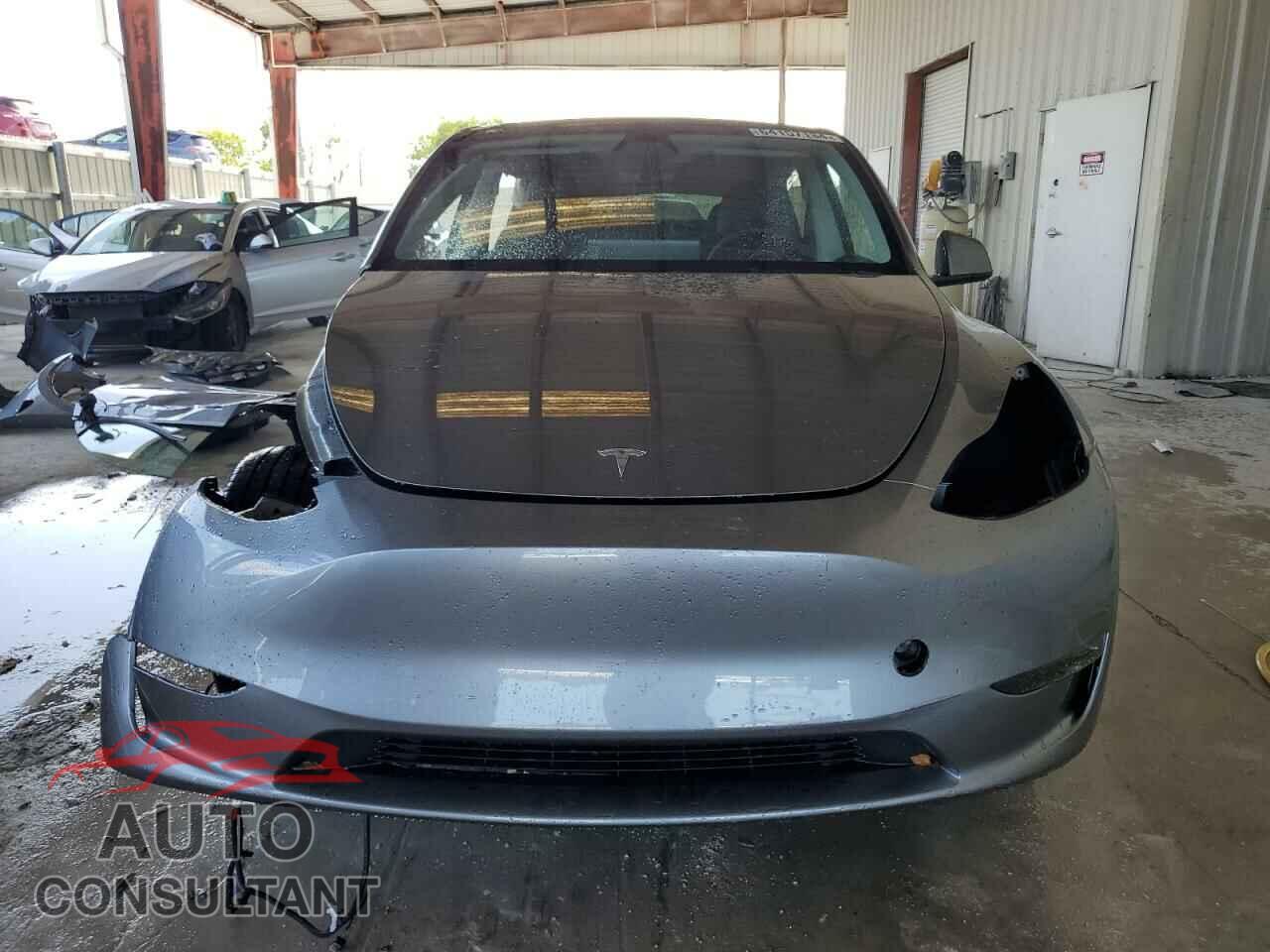 TESLA MODEL Y 2024 - 7SAYGDEE0RA288059