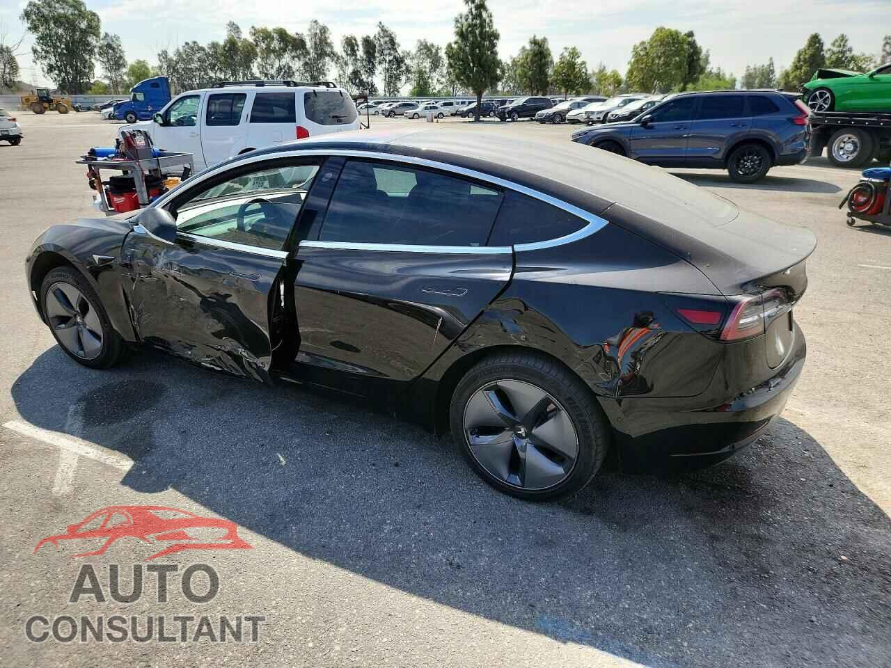 TESLA MODEL 3 2019 - 5YJ3E1EA0KF297233