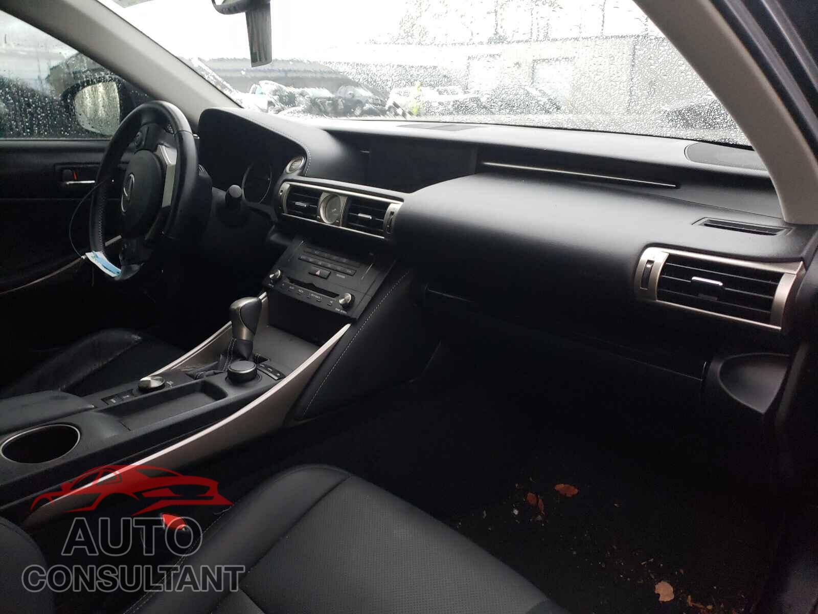 LEXUS IS 2016 - JTHBA1D23G5027468