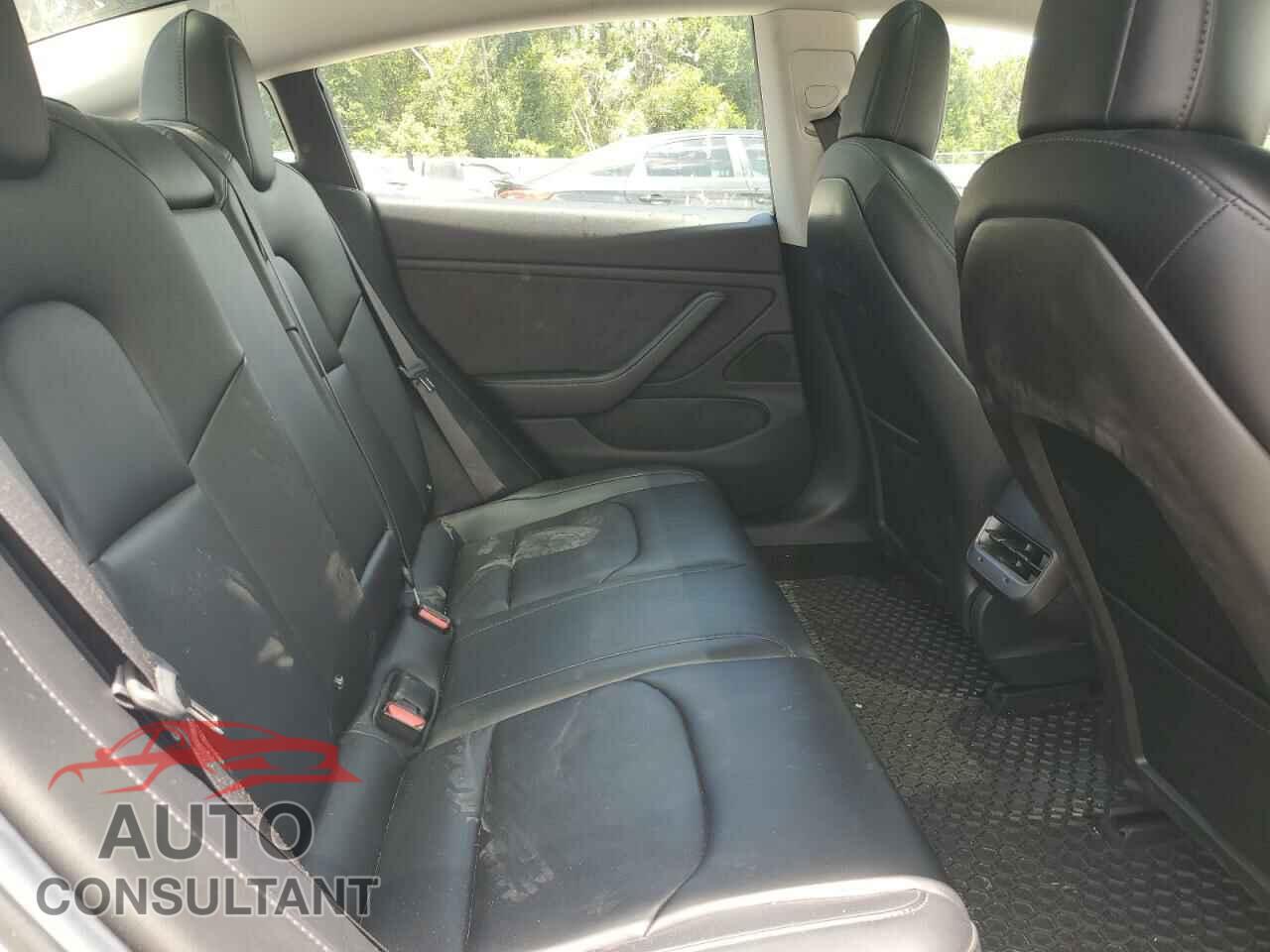 TESLA MODEL 3 2018 - 5YJ3E1EA6JF008760
