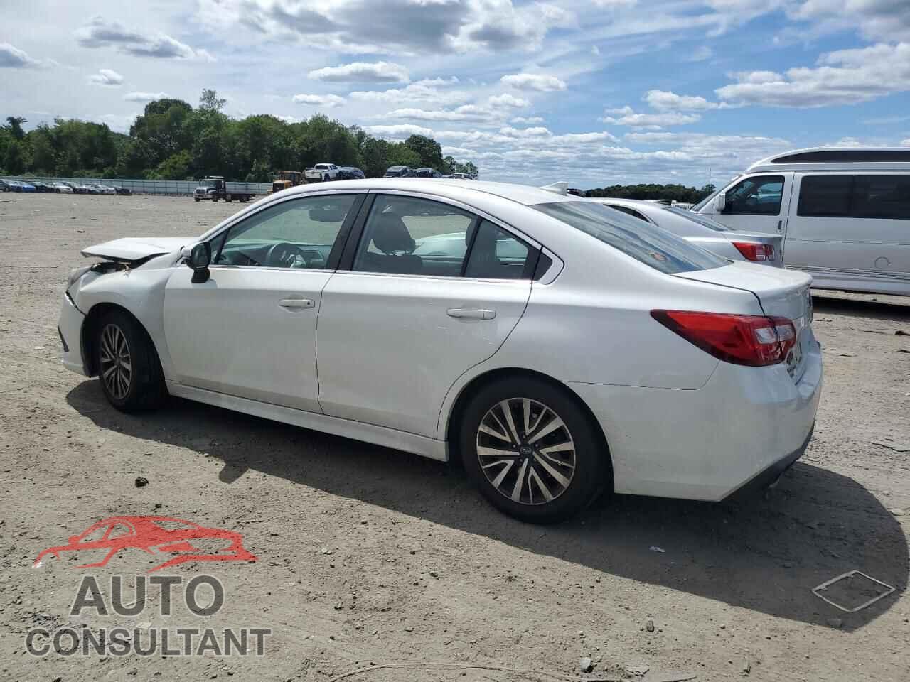 SUBARU LEGACY 2019 - 4S3BNAF64K3040305