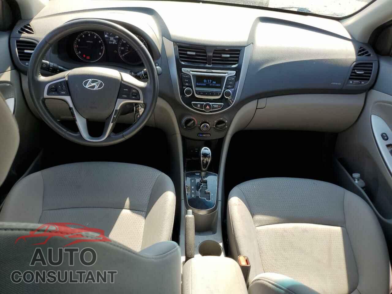HYUNDAI ACCENT 2017 - KMHCU5AE8HU365650