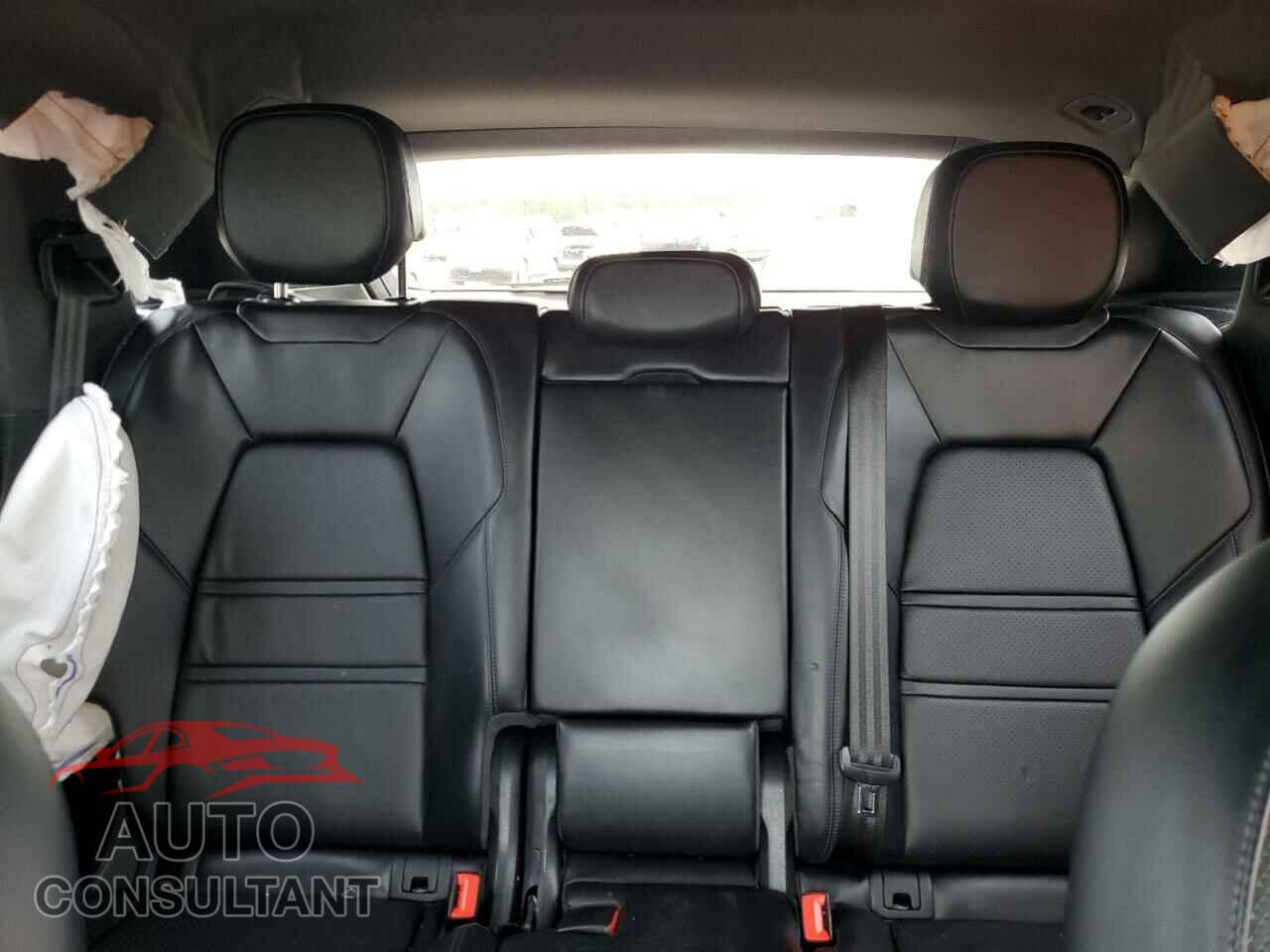 PORSCHE CAYENNE 2019 - WP1AB2AY9KDA62098