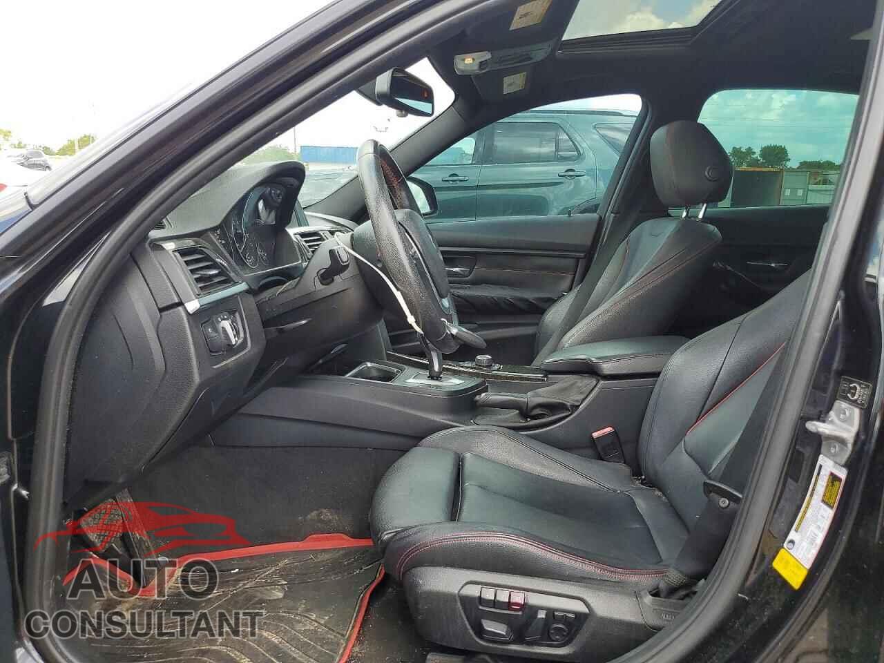 BMW 3 SERIES 2015 - WBA3A5G51FNS87415