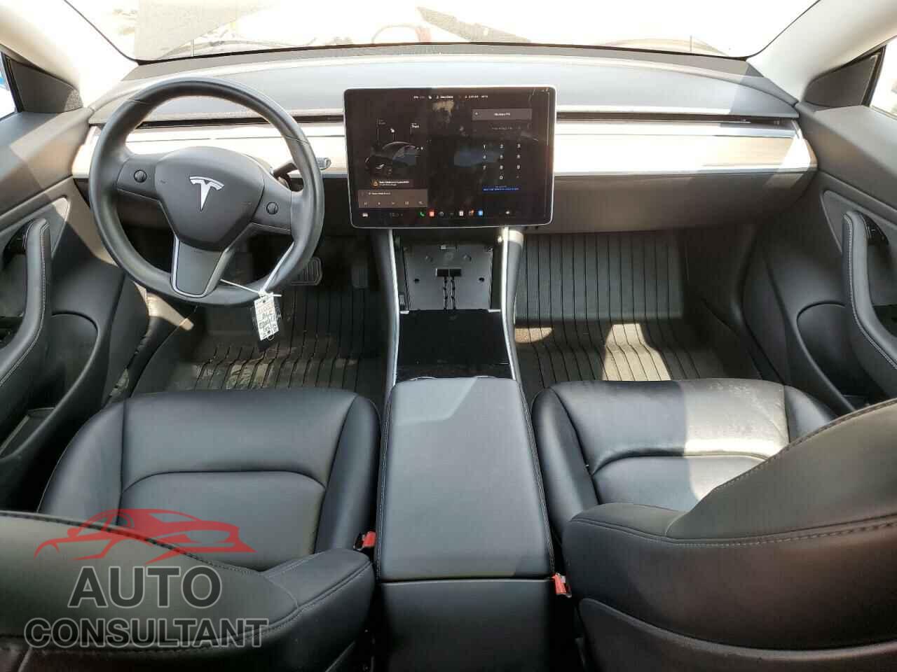 TESLA MODEL 3 2018 - 5YJ3E1EA7JF157078
