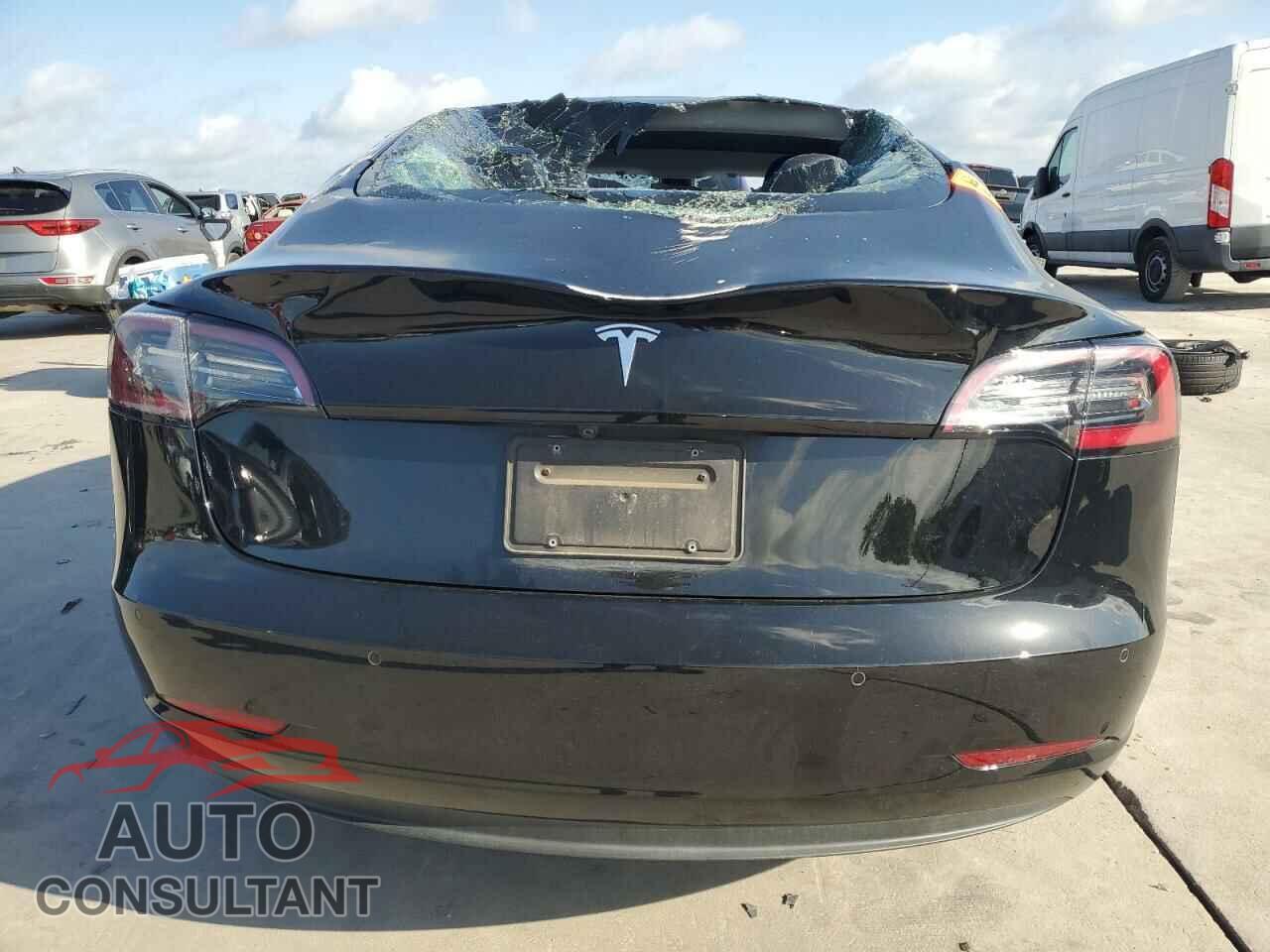 TESLA MODEL 3 2021 - 5YJ3E1EA9MF052286