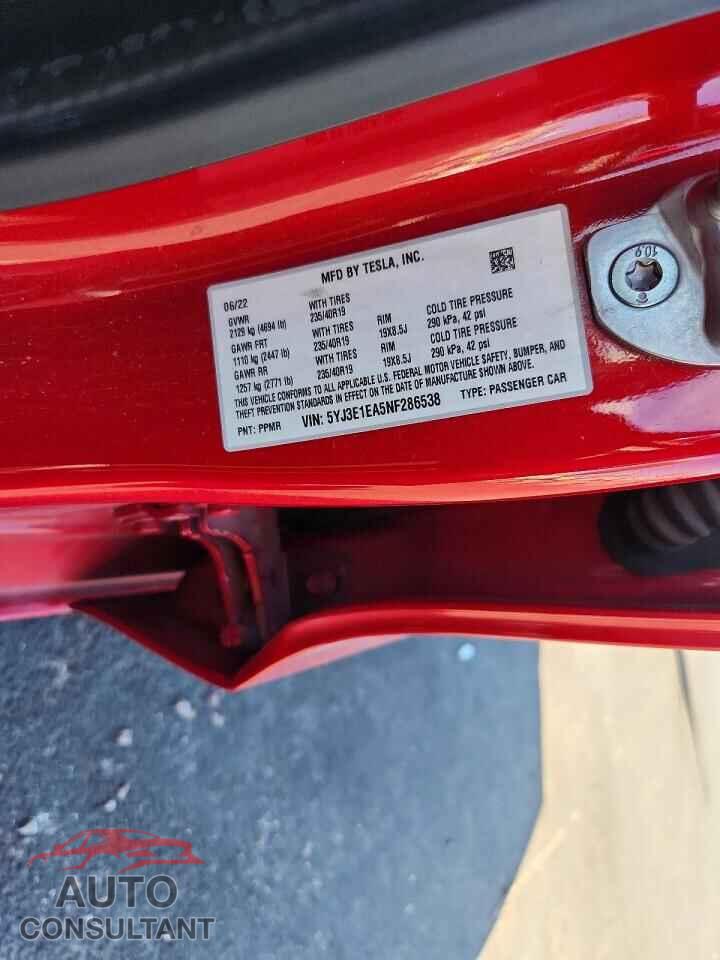 TESLA MODEL 3 2022 - 5YJ3E1EA5NF286538
