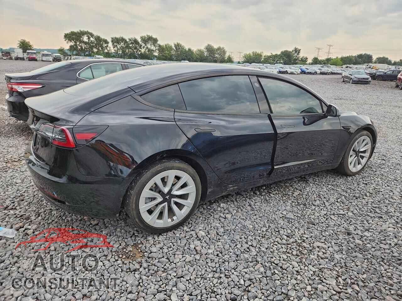 TESLA MODEL 3 2022 - 5YJ3E1EA0NF376244