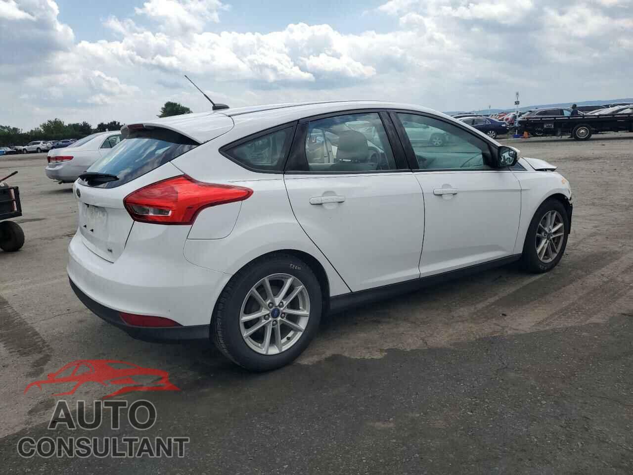 FORD FOCUS 2016 - 1FADP3K25GL304131