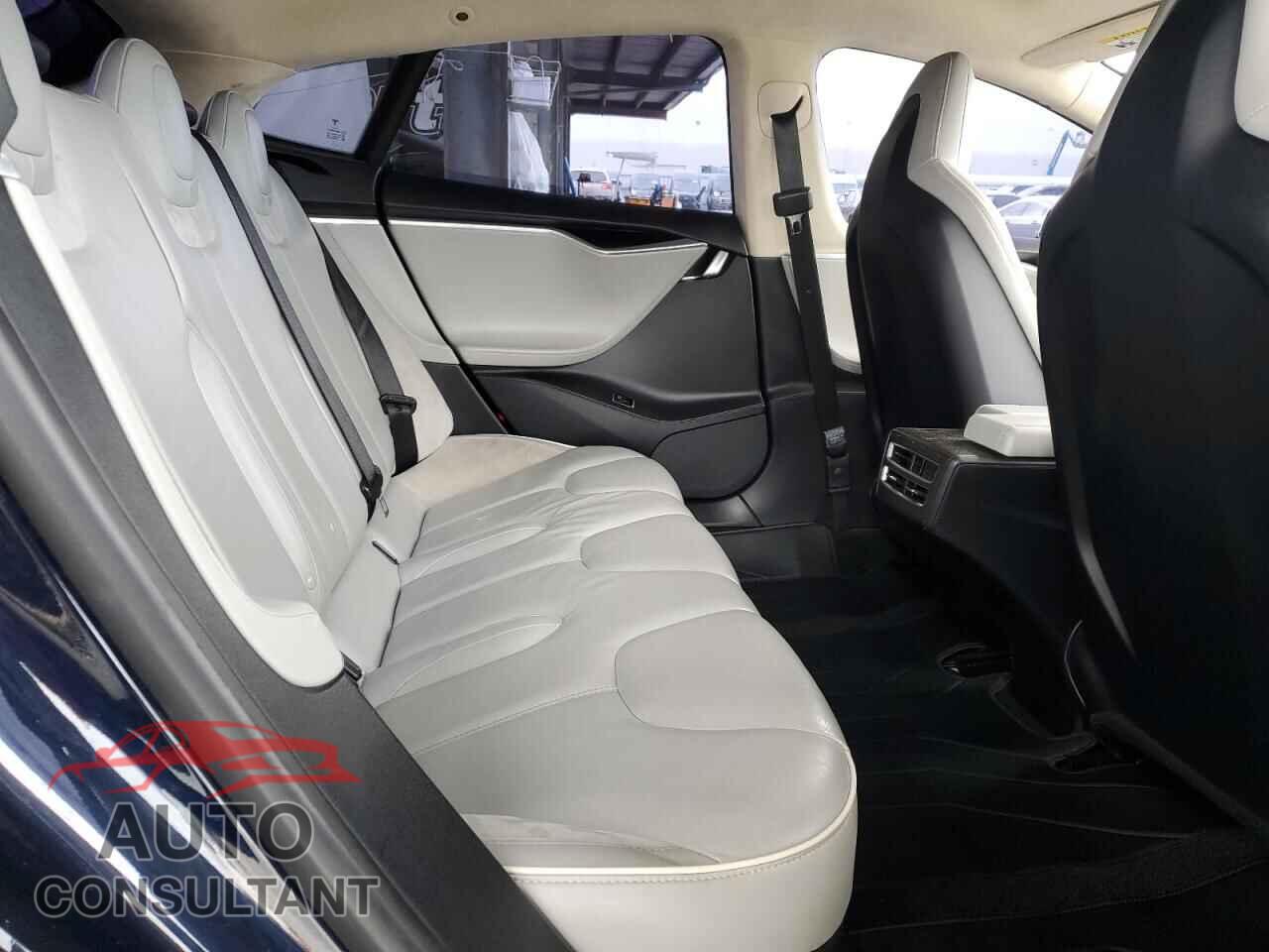 TESLA MODEL S 2013 - 5YJSA1CP6DFP12590