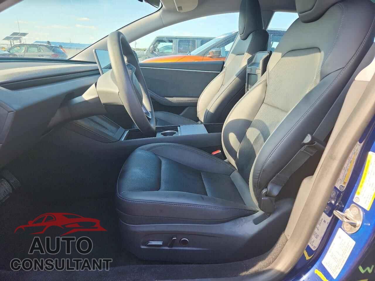 TESLA MODEL 3 2024 - 5YJ3E1EB5RF718575