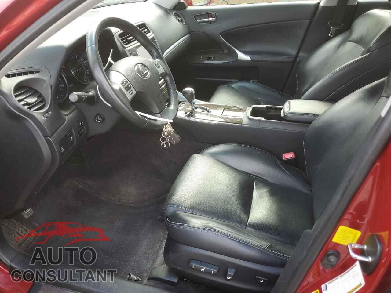 LEXUS IS 2013 - JTHCF5C29D5061814