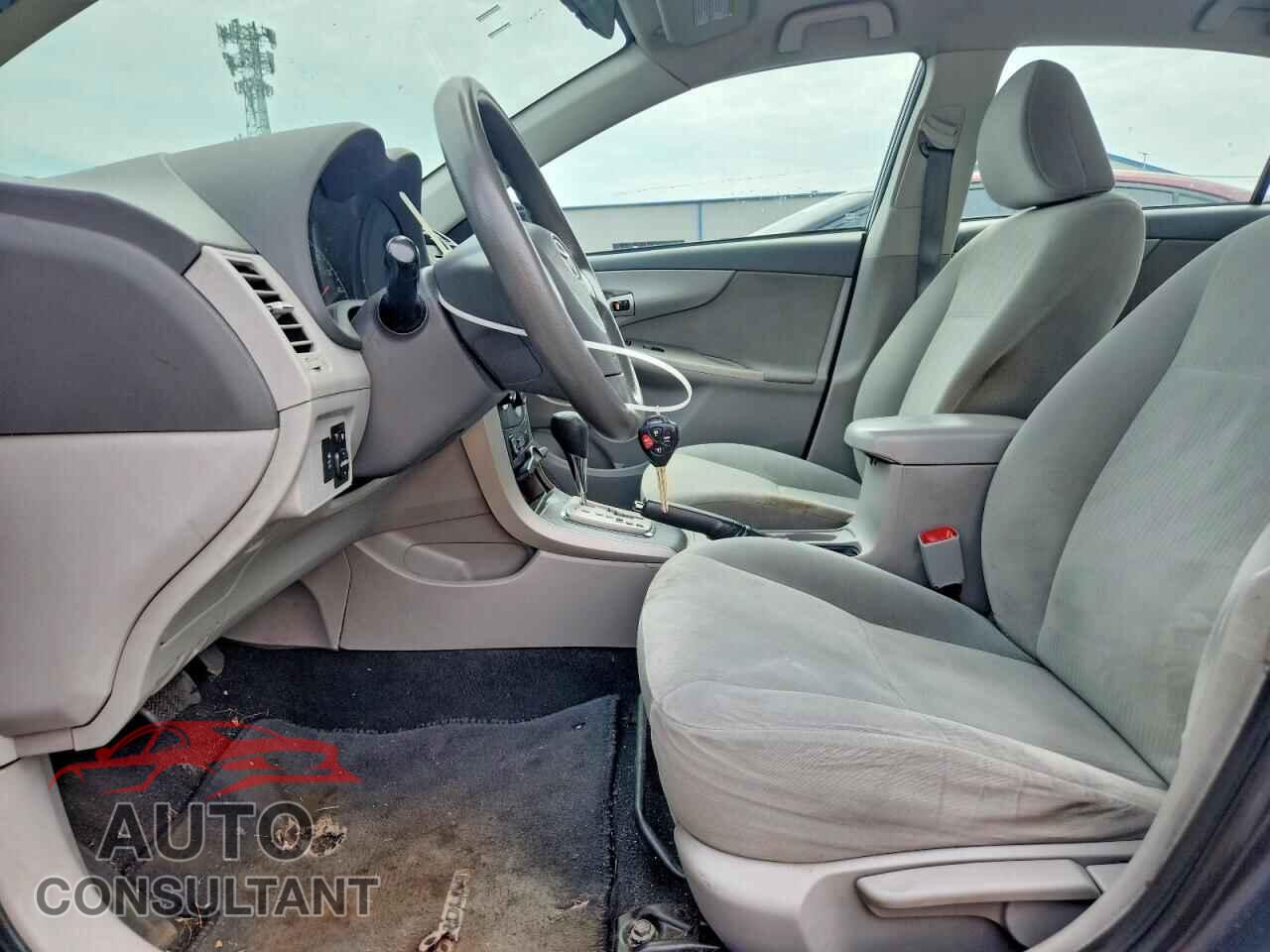 TOYOTA COROLLA 2010 - 2T1BU4EE8AC304564