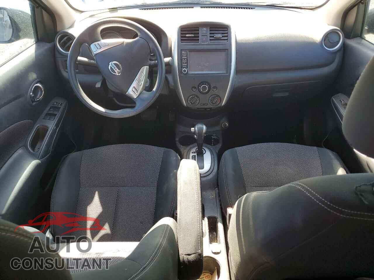 NISSAN VERSA SV 2019 - 3N1CN7AP3KL802165
