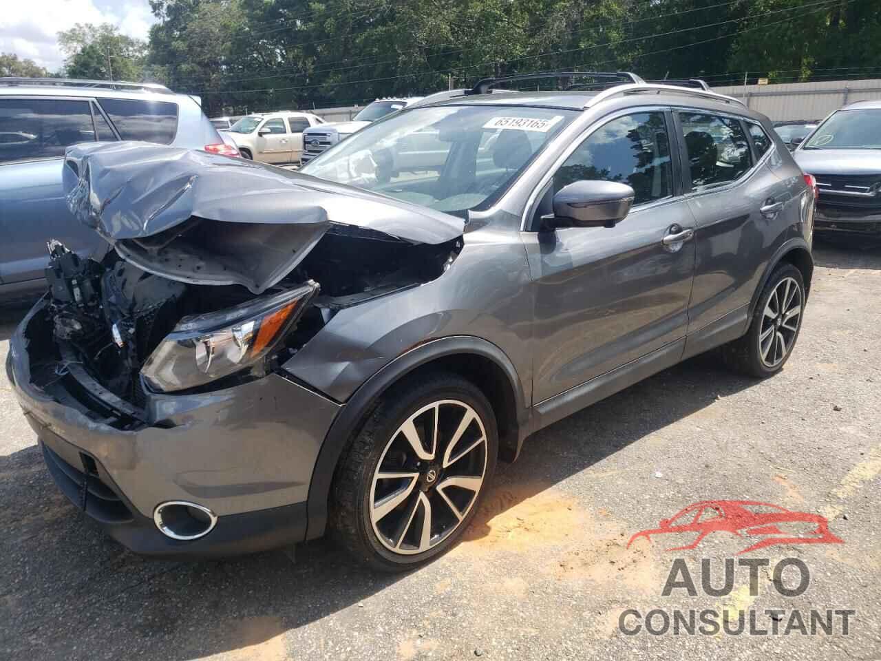 NISSAN ROGUE 2017 - JN1BJ1CR4HW139355