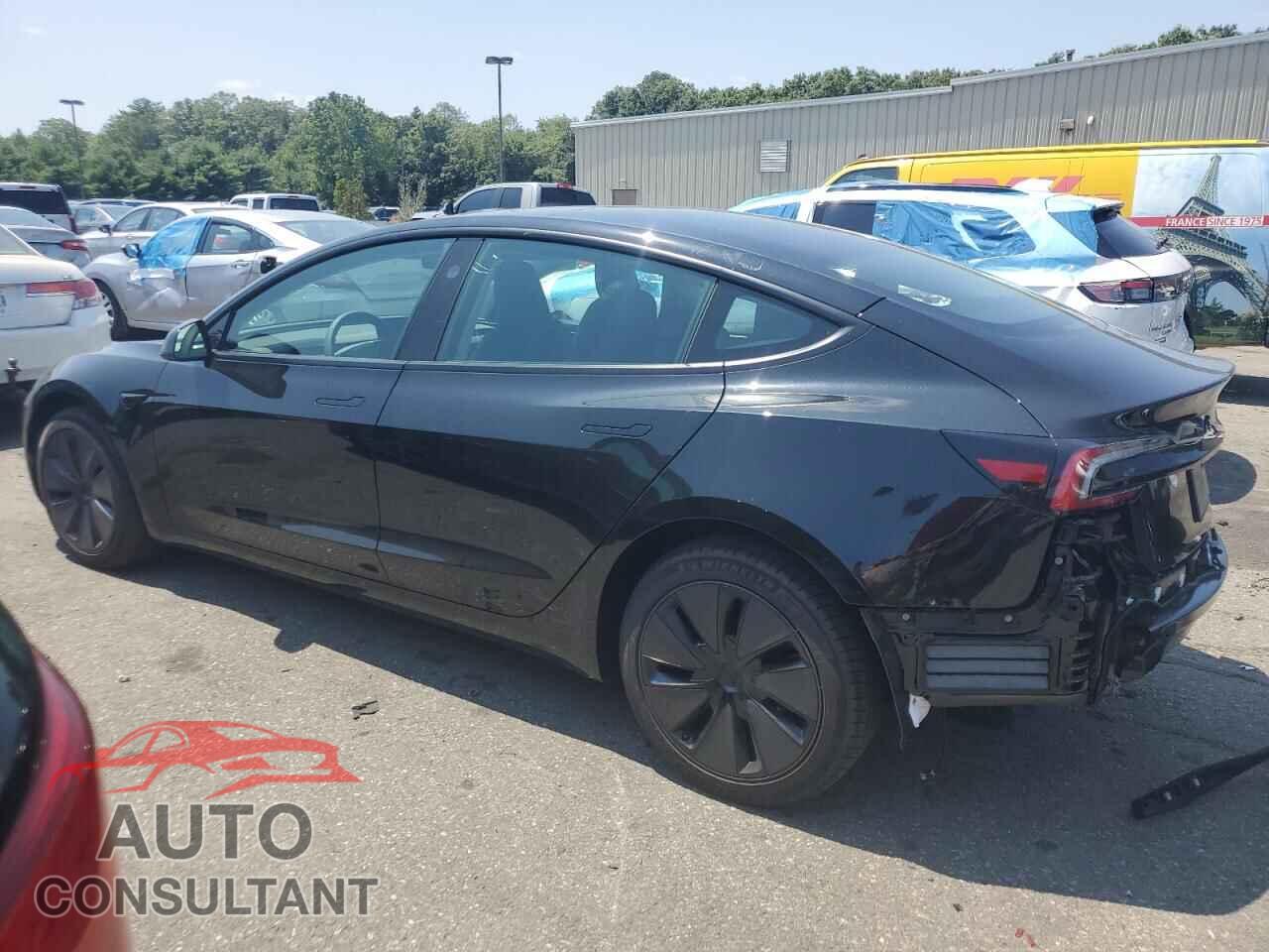 TESLA MODEL 3 2025 - 5YJ3E1EAXSF018855