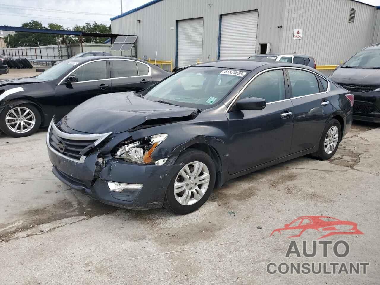 NISSAN ALTIMA 2015 - 1N4AL3AP8FN869049