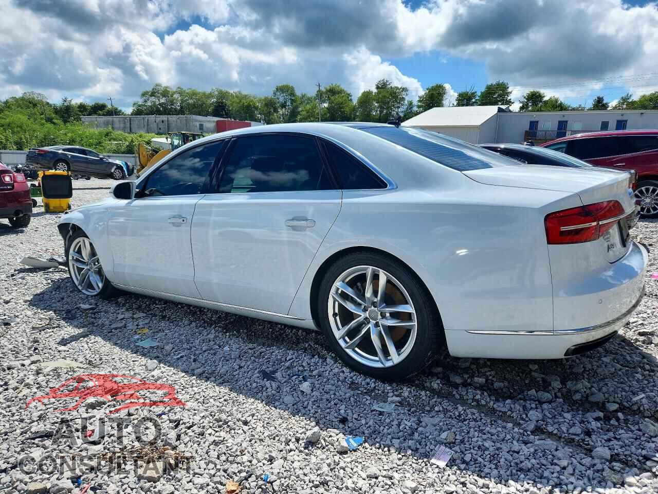 AUDI A8 2015 - WAU32AFD1FN005871