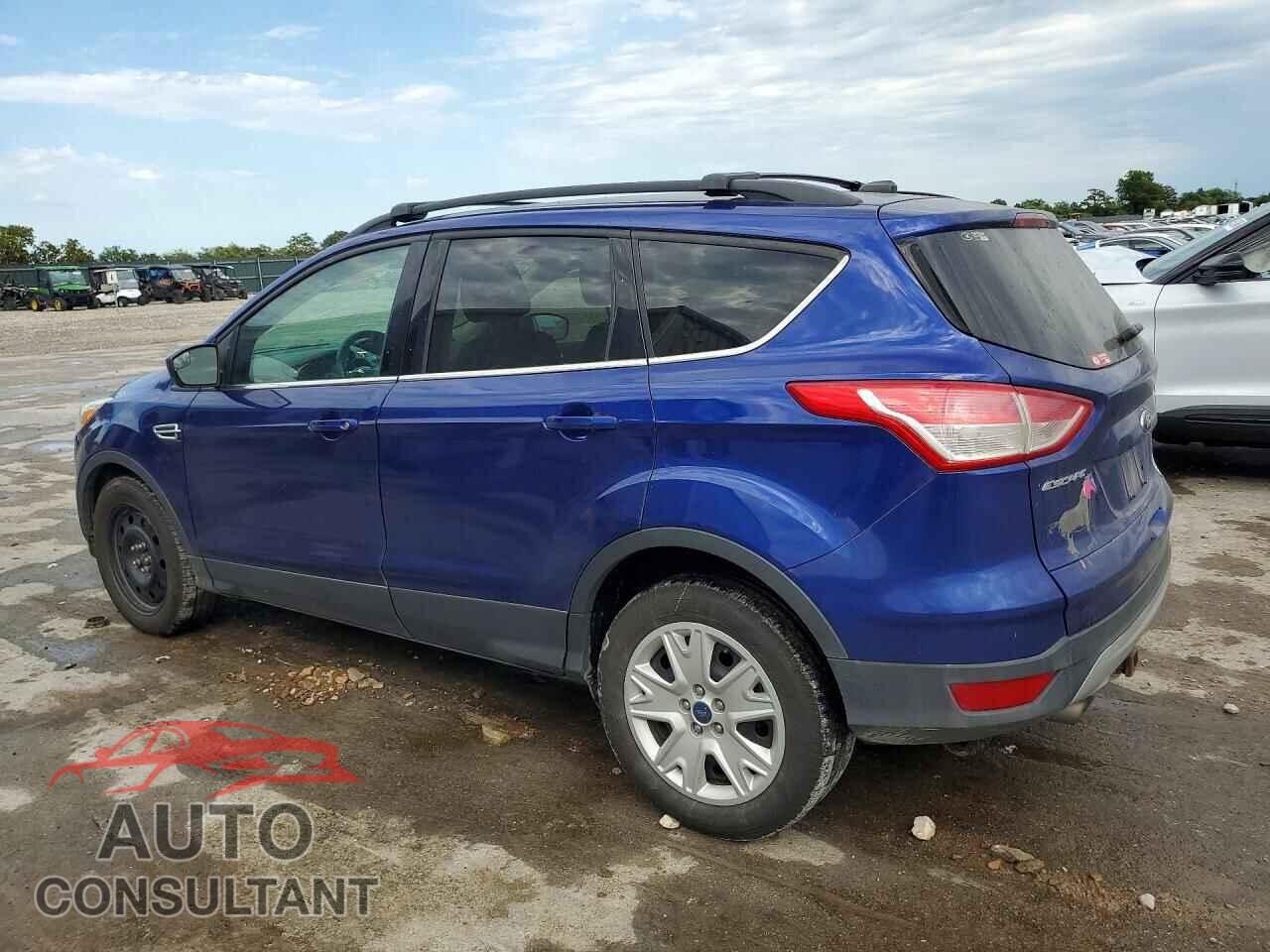FORD ESCAPE 2015 - 1FMCU0GX5FUC30005