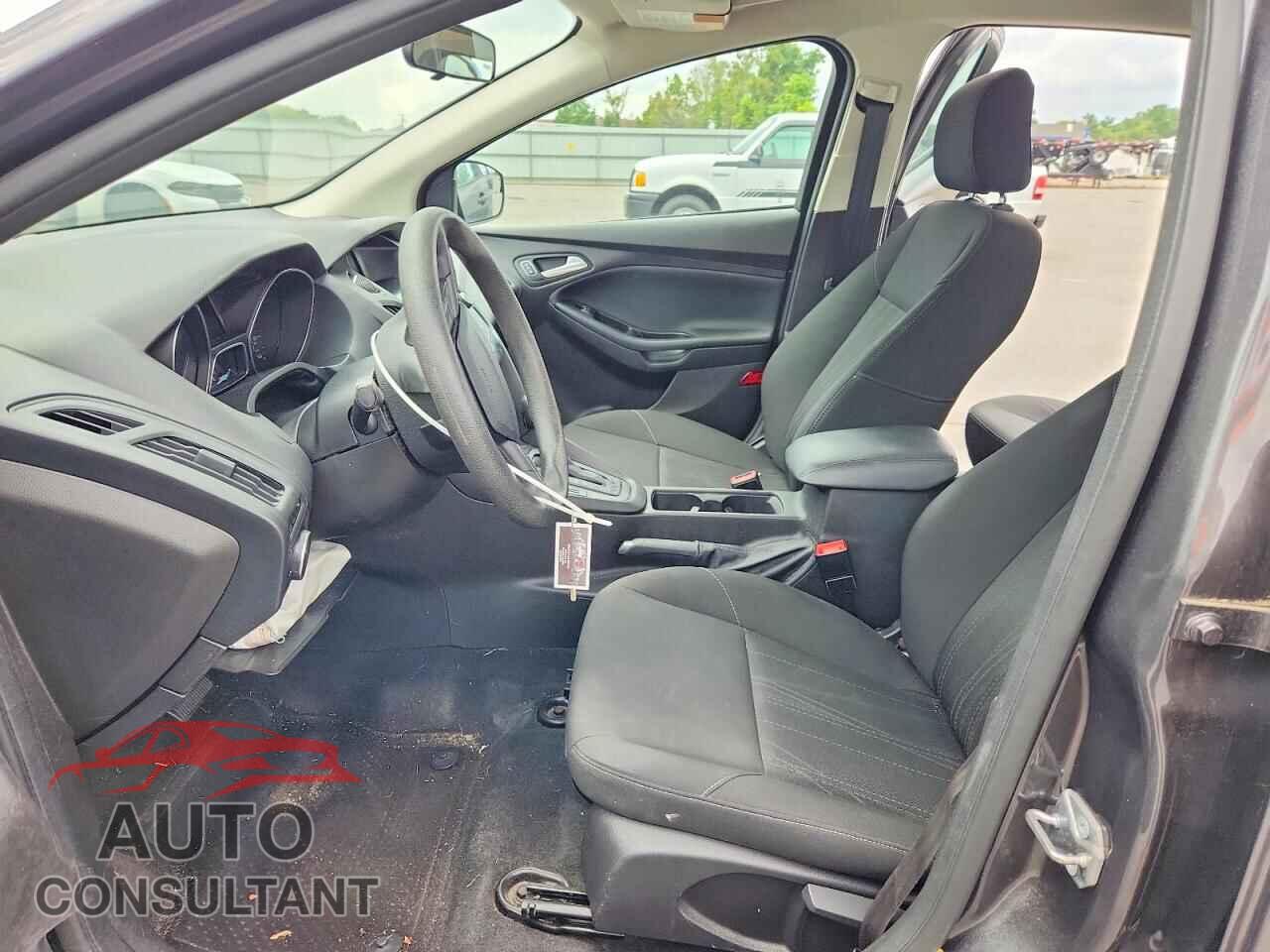 FORD FOCUS 2017 - 1FADP3F2XHL326542
