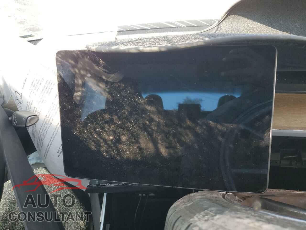 TESLA MODEL 3 2019 - 5YJ3E1EA3KF326143