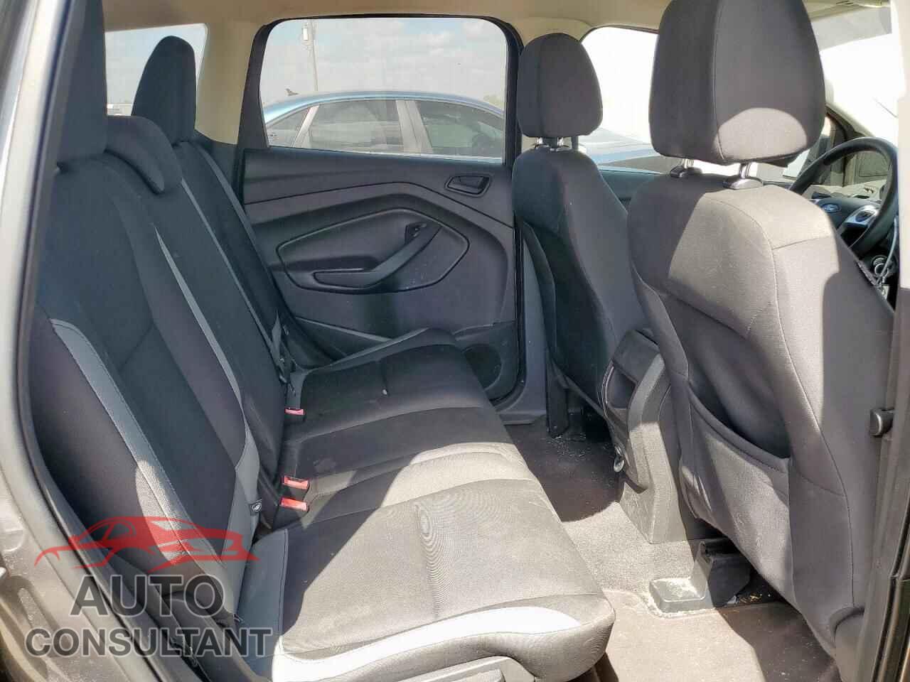FORD ESCAPE 2016 - 1FMCU0F78GUA09842