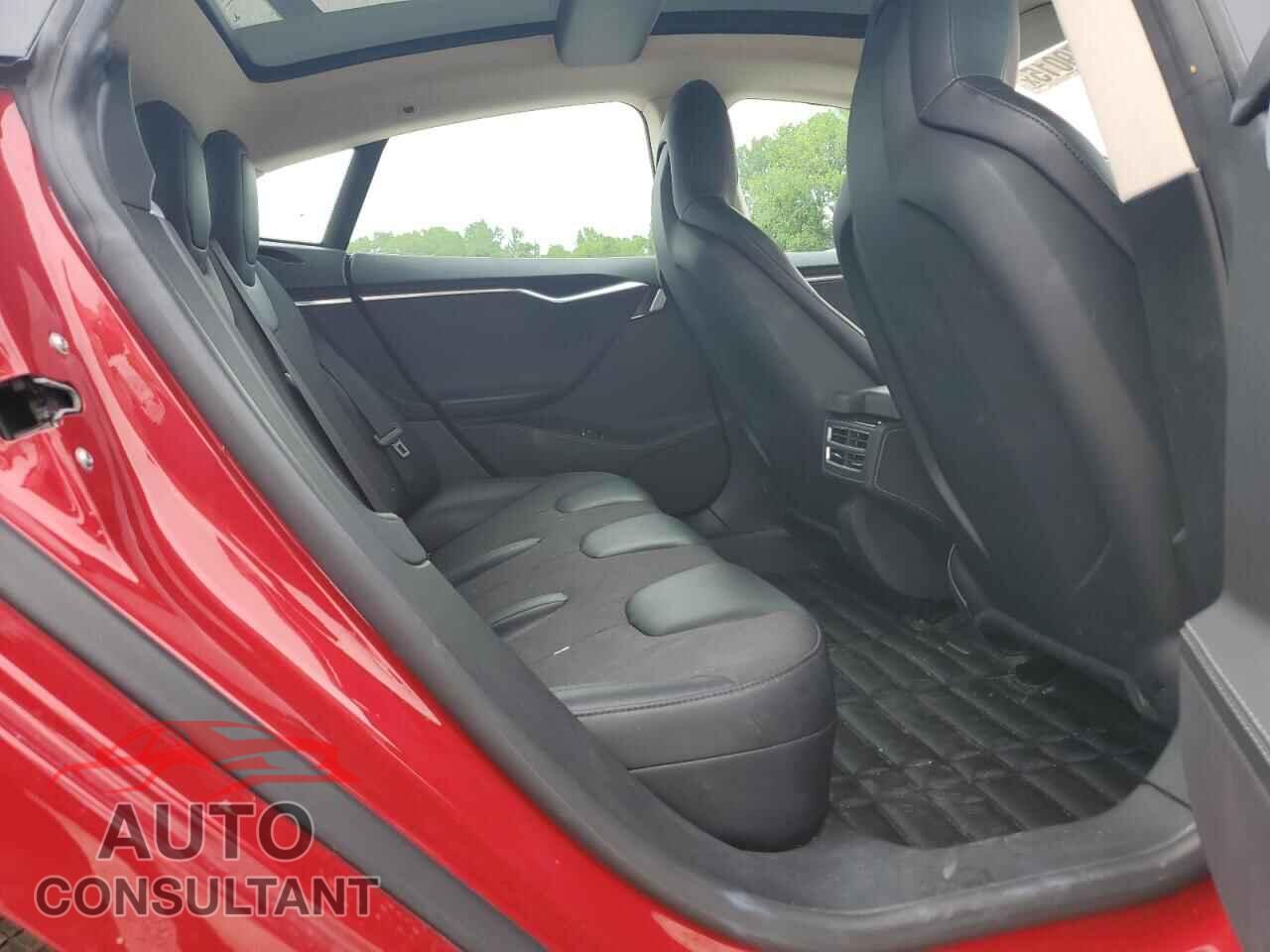 TESLA MODEL S 2015 - 5YJSA1H10FF080175