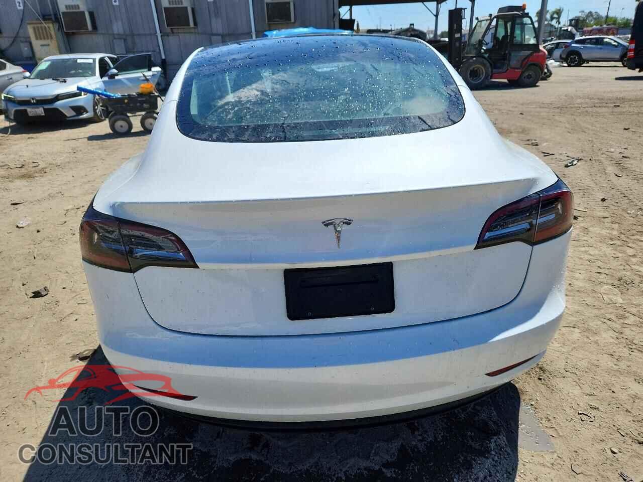 TESLA MODEL 3 2023 - 5YJ3E1EA7PF446843