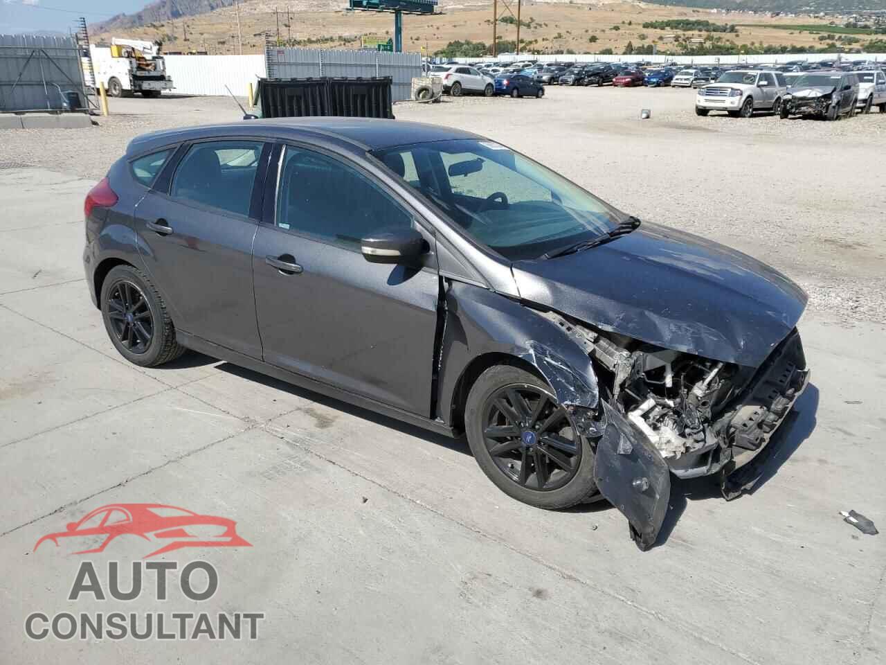 FORD FOCUS 2017 - 1FADP3K23HL333094