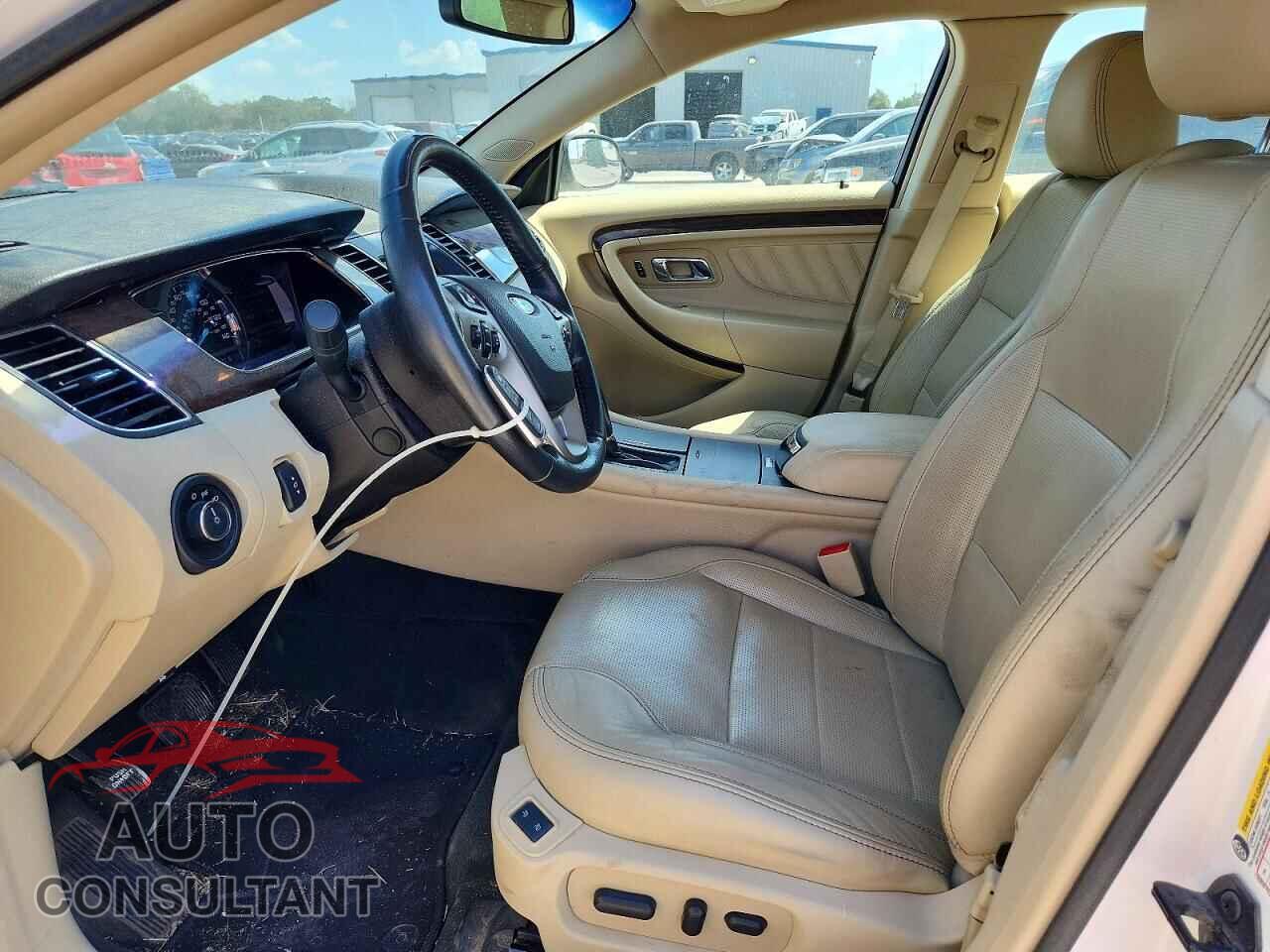 FORD TAURUS 2014 - 1FAHP2F80EG125589