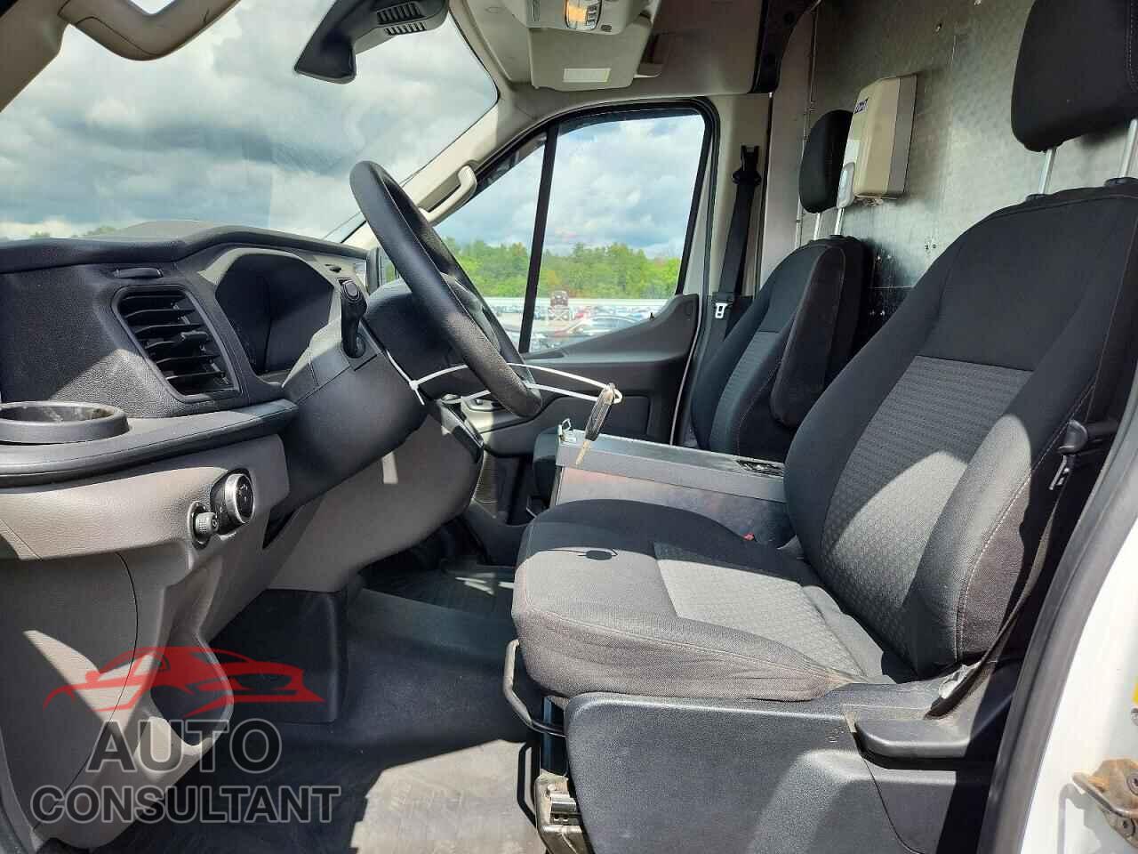 FORD TRANSIT 2020 - 1FTBR1C80LKA05374