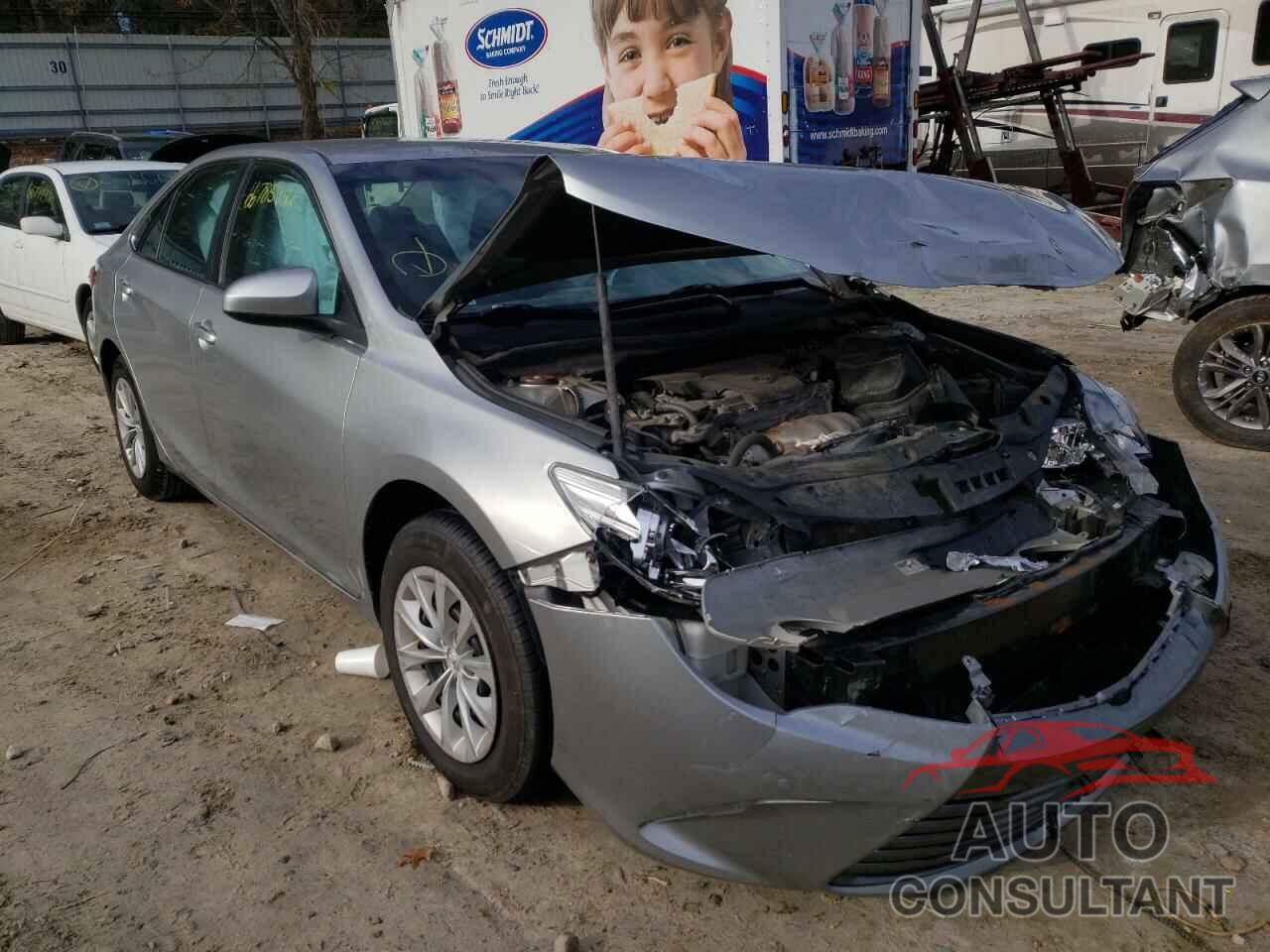 TOYOTA CAMRY 2016 - 4T4BF1FK8GR558141