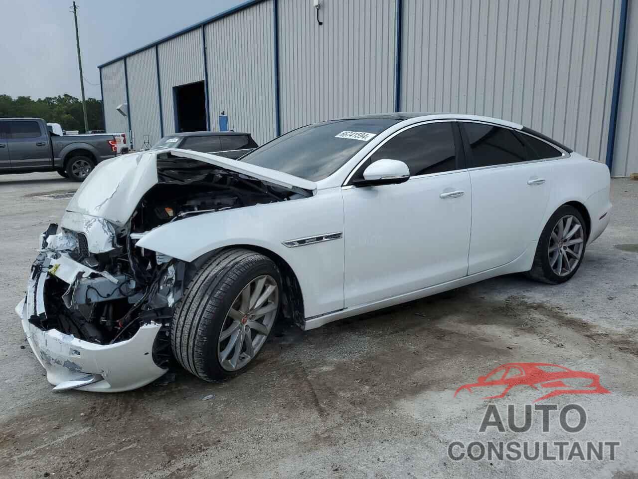 JAGUAR XJ 2016 - SAJWJ1CD7G8W01155