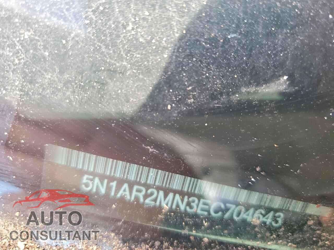 NISSAN PATHFINDER 2014 - 5N1AR2MN3EC704643