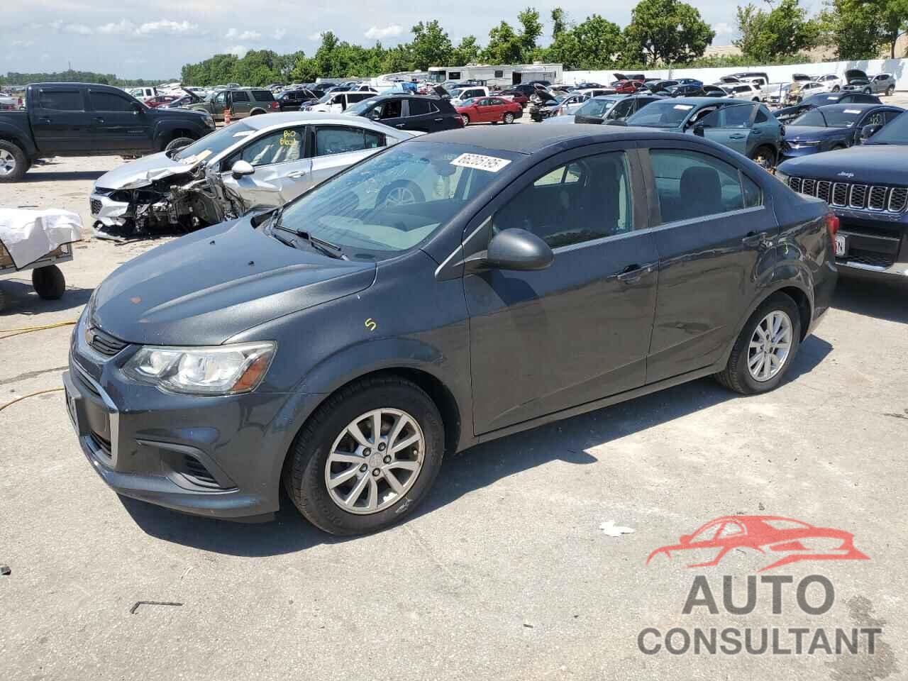 CHEVROLET SONIC 2017 - 1G1JD5SH9H4103875