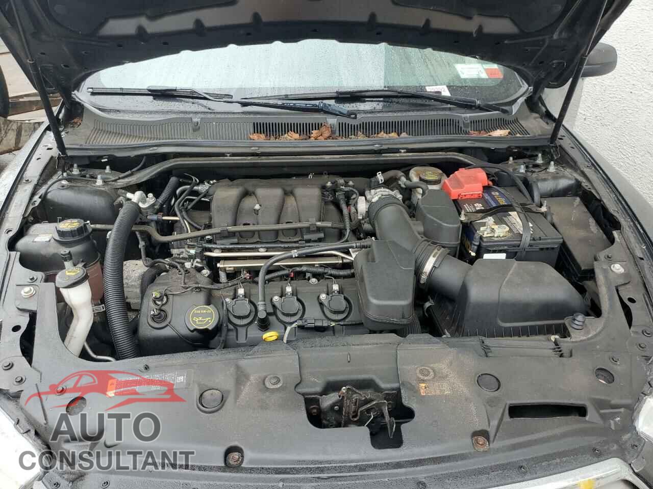 FORD TAURUS 2018 - 1FAHP2E85JG136776
