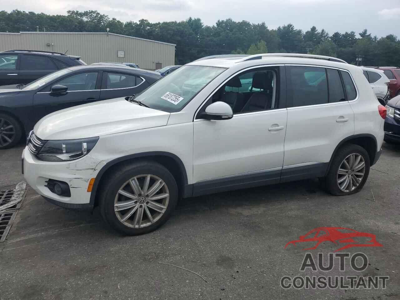 VOLKSWAGEN TIGUAN 2012 - WVGBV7AX2CW605665