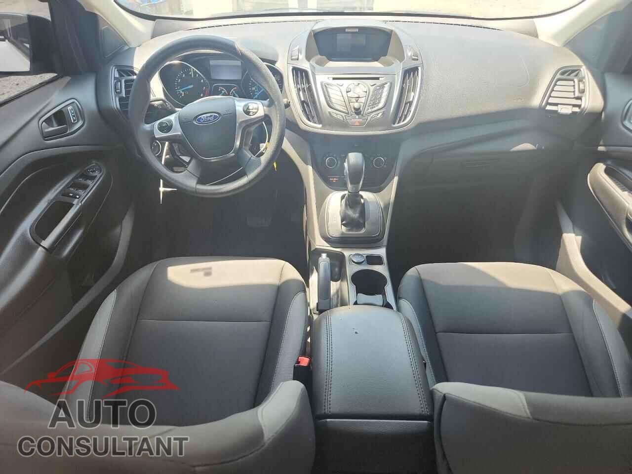 FORD ESCAPE 2016 - 1FMCU0F71GUB79315