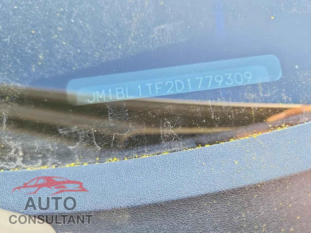 MAZDA 3 2013 - JM1BL1TF2D1779309