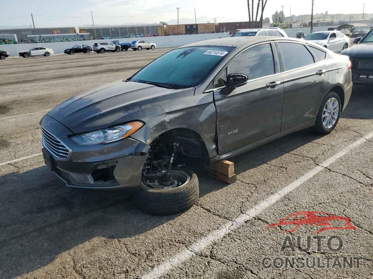 FORD FUSION 2019 - 3FA6P0LU5KR205326