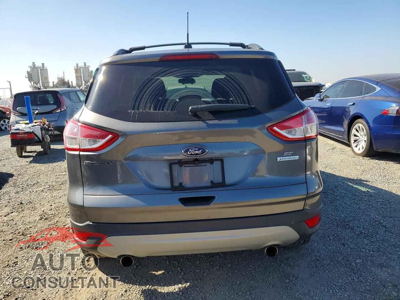 FORD ESCAPE 2013 - 1FMCU0GX5DUC24704