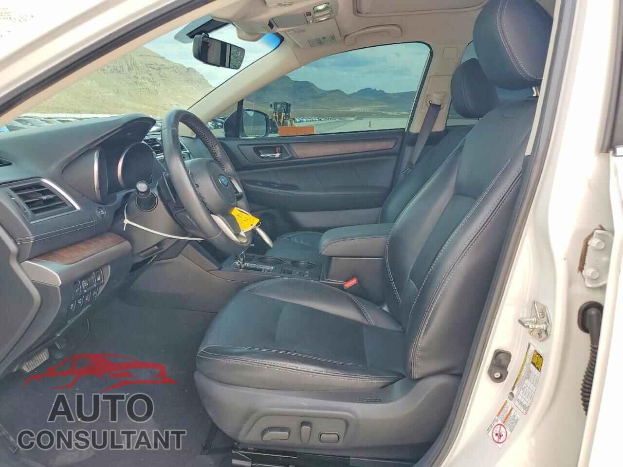SUBARU OUTBACK 2019 - 4S4BSENC2K3342016