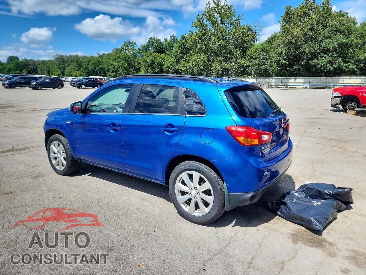 MITSUBISHI OUTLANDER 2015 - 4A4AR4AW3FE028030