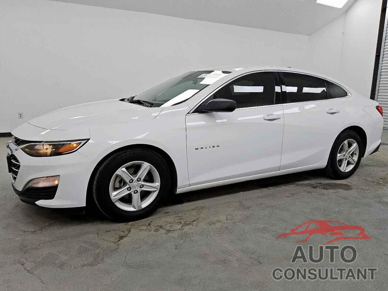 CHEVROLET MALIBU 2020 - 1G1ZB5ST8LF033733