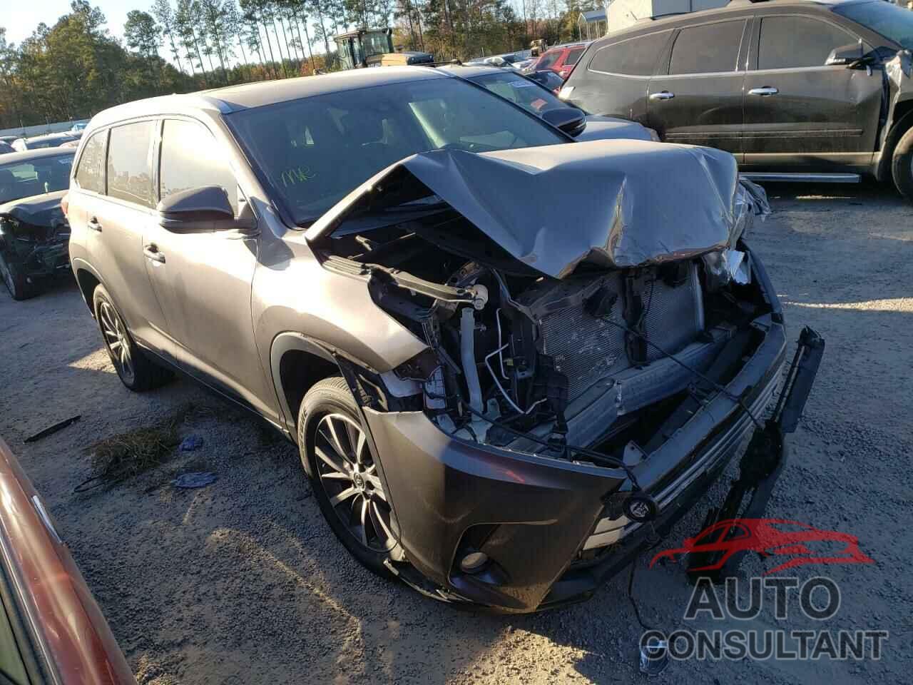 TOYOTA HIGHLANDER 2019 - 5TDKZRFH9KS338772