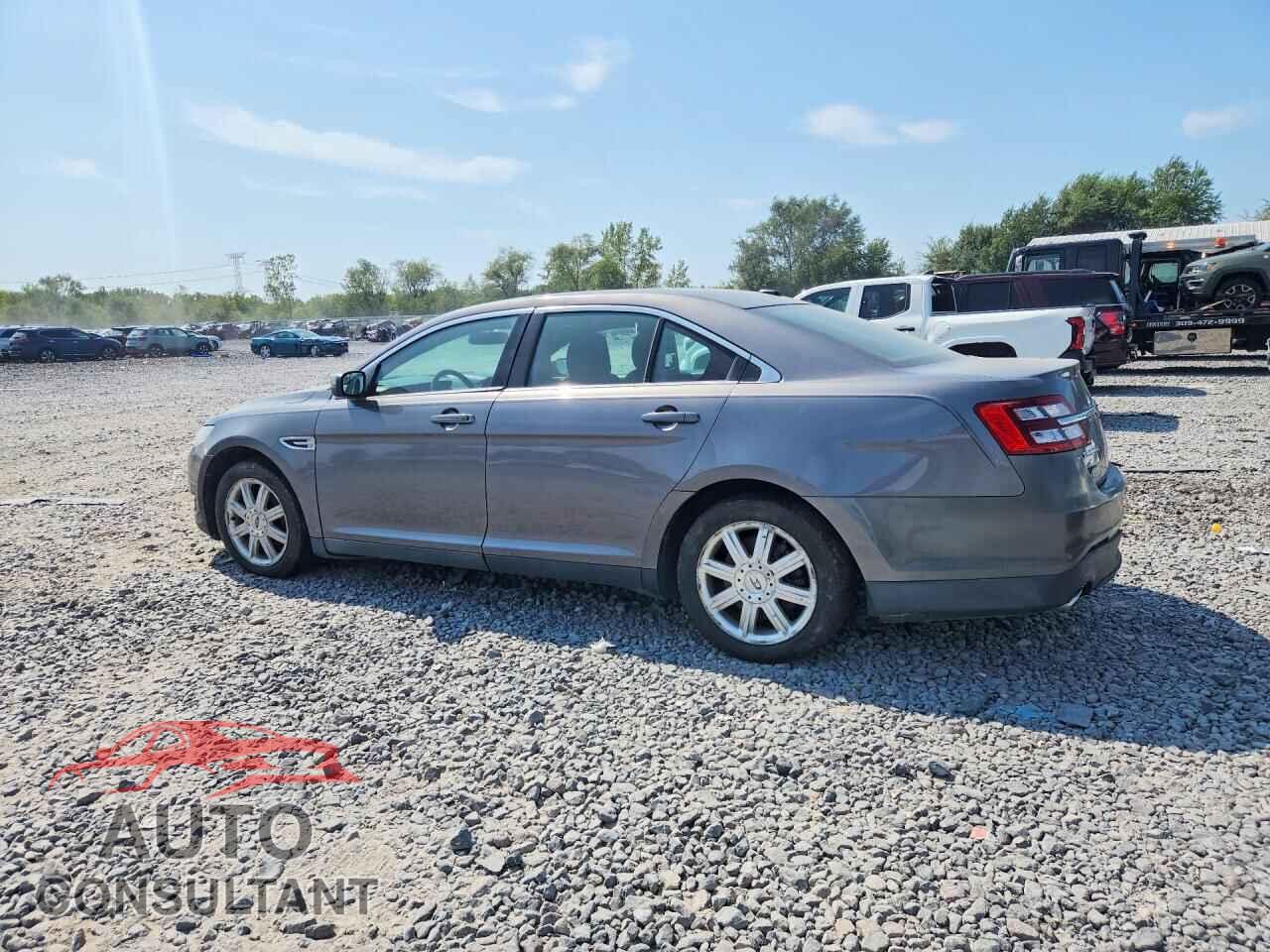 FORD TAURUS 2013 - 1FAHP2E88DG103937